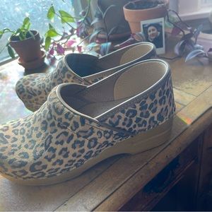 Dansko clogs size 40